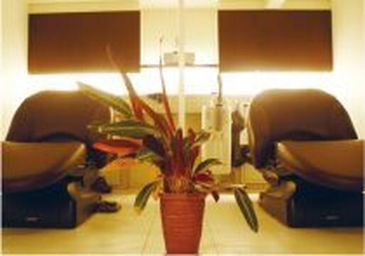 【池田駅】社会保険完備！店舗展開する注目のサロン！中途採用の方も多数活躍中！少人数制＆アットホームな雰囲気が人気！入客チャンスも多い！“rise cocoo garden 池田店（ライズココウガーデン）”からスタイリスト（美容師）の求人★☆