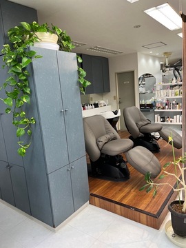 【等々力】◆完全週休2日制・休憩1時間確保・社会保険完備・19時までに退勤可能◆拘束時間は短く、休日は多い！長く活躍できるサロンです。地域に愛され、しっかりお客様と関われる「花水木（ハナミズキ）」からスタイリスト（美容師）の求人☆★☆