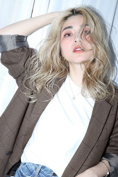 【三ノ宮】≪保障給あり≫≪髪色ネイル自由≫施術時間がゆったりとしたサロンで働きたい人にオススメ！「dot c（ドット シー）」からアイリスト（まつげエクステ・まつげパーマ）の求人☆☆