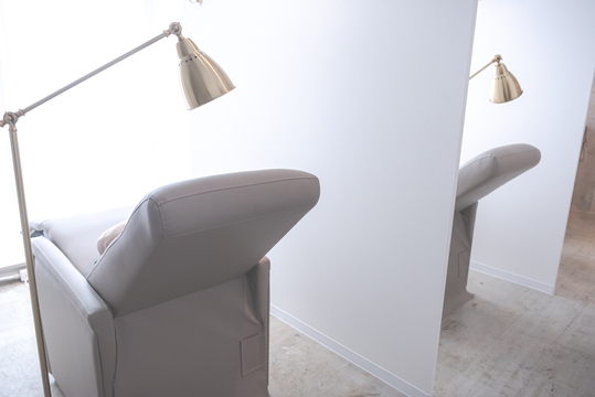 【武蔵浦和駅】≪正社員・パート・業務委託から選択可能≫≪未経験、新卒生OK≫≪完全週休2日制≫≪社会保険完備≫≪早番・遅番の固定シフトOK≫勤務時間内の研修＆安心のサポート体制で、経験問わずスキルアップ可能！人間関係も良好で長く働きやすい「ROSANNA 武蔵浦和店（ロザンナムサシウラワテン）」からアイリスト（まつげエクステ・まつげパーマ・アイブロウ）の求人☆★☆