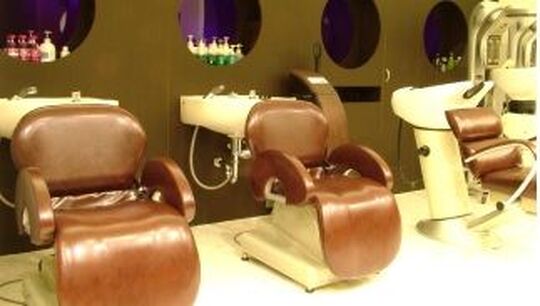 【南柏】◇◆日曜休みあり・月8日休み・産休育休制度あり・社会保険完備◆◇月給25.5万円スタートと好待遇！！サロンワーク以外の活動も多いので、美容師としての職業を全力で楽しめます♪“Hair & Make TRUTH 南柏店（ヘアーアンドメイクトゥルースミナミカシワテン）からスタイリスト（美容師）の求人★☆