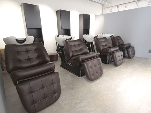 【心斎橋】≪正社員・業務委託を選択OK≫≪歩合制なら月給60万円以上も可能≫≪月8日休み≫≪社会保険完備≫デザインカラーも髪質改善も大人気なヘアサロン！高単価で集客抜群で入客チャンス大です！「CIERA.心斎橋（シエラ シンサイバシ）」からスタイリスト（美容師）の求人☆★☆