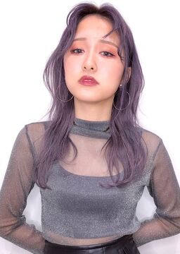 【渋谷】◆完全週休2日制・有給休暇あり・社会保険完備◆CM撮影・雑誌撮影やイベントでのヘアメイクもこなすトレンドサロン！美容業界の最先端で働けますよ！「freera 渋谷店（フリーラシブヤテン）」からアシスタント（美容師）の求人☆★