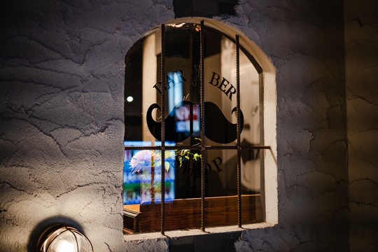 【新福島】≪社会保険完備≫≪月給24万円〜≫男性に向けのリラクゼーションに特化したメンズサロン！理容室の常識を破り、新しい価値を生み出していきましょう！メンズサロン“REGALO（レガロ）”からスタイリスト・アシスタント（理容師）の求人☆★