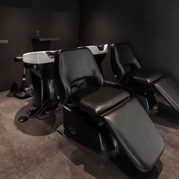 【西太子堂】≪完全週休2日制≫≪営業時間内レッスンOK≫≪社会保険完備≫≪交通費全額支給≫≪最短2年以内にデビュー可能≫頭皮整体を行う人気オシャレサロン！プライベートも充実させながらスタイリストデビューを目指せますよ！（「SAATCHI（サーチ）」からアシスタント（美容師）の求人☆★☆