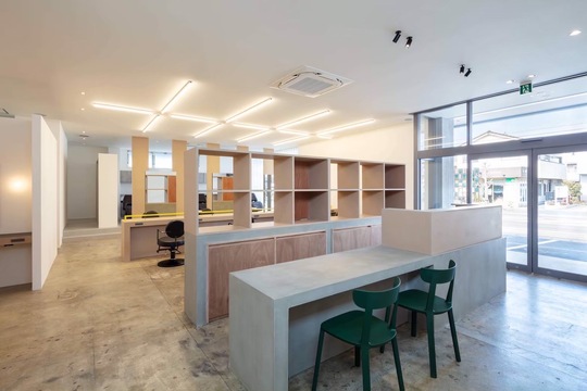 【草津駅】≪第3日曜定休日≫≪月8～10日休み≫≪社会保険完備≫「体とプライベートは大切に」という考えのオーナーさんで、無理なく長く働いていくことが可能！「内面も外見もキレイになっていただく」をコンセプトに20〜30代のお客様から支持を得ている人気のお店です！「eclat hair’s beau group（エクラヘアボウグループ）」からスタイリスト（美容師）の求人☆★