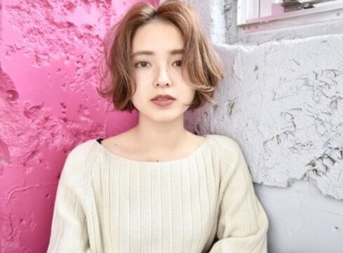 【大名】高月給スタート！！完全週休二日制！！社会保険完備！！最短2年でスタイリストデビューが可能です！！出来る技術が順調に増えお仕事を楽しむ事ができるヘアサロン「Trip 大名（トリップダイミョウ）」からアシスタント（美容師）の求人☆★