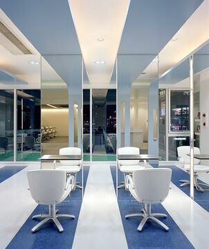 【JR奈良】指名にしやすい入客ルールなので、中途入社の方でも安心して活躍できますよ！サロンワーク中心で、お客様とも近い距離で関わっていけますよ。「siesta hair plus（シエスタヘアープラス）」からスタイリスト（美容師）の求人☆★