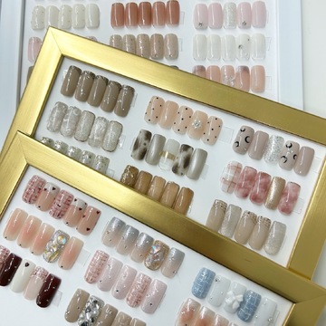 【梅田】≪社会保険完備≫≪ママさんの応募歓迎≫≪16時までの勤務OK≫≪髪色ネイル自由≫≪週3日～、1日6時間～OK≫ネイリストとして楽しく働きたい方にオススメ！安心の研修制度が魅力的！「EMA NAIL 梅田店（エマネイルウメダテン）」からネイリスト（ネイル）の求人☆☆