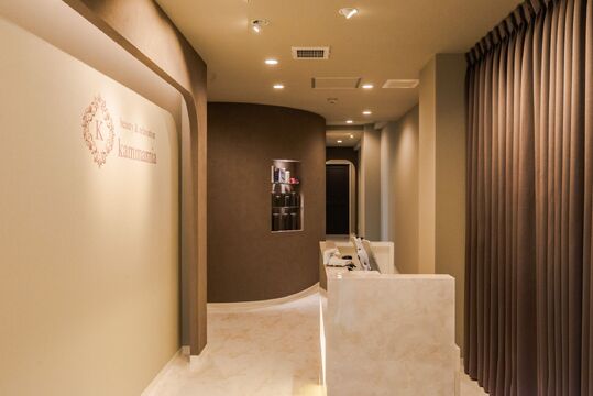 【新静岡】≪完全週休2日制≫≪土日の休み取得可能≫≪社会保険完備≫完全個室のリラクゼーションサロン。福利厚生だけでなく、働く環境も整えているので働きやすいです。「kammamia（カンマミア）」よりスタイリスト（美容師）の求人☆★