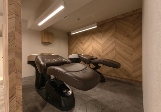 【吉祥寺】≪社会保険完備≫≪ノルマなし≫髪質改善がウリの高単価サロン！マンツーマン接客で一人のお客さんとしっかり向き合えます！「Dears 吉祥寺店（ディアーズキチジョウジテン）」からスタイリスト（美容師）の求人☆★☆