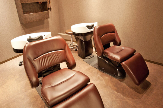 【藤井寺駅前】≪時給1500円≫スタイリストのみのパートサロン！スタイリスト経験を活かして勤務することが可能です！勤務時間や休みの相談OK！「CRYSTAL MAGIC ponopono（クリスタルマジックポノポノ）」からスタイリスト（美容師）の求人☆★