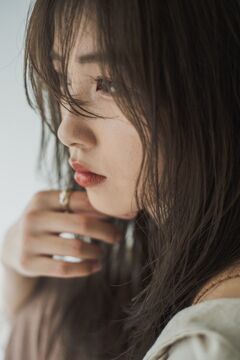 【和泉中央】≪社会保険完備≫≪月給23万円≫≪月8,9日休み≫一人一人のお客さんにしっかり向き合える環境！和気あいあいとした雰囲気のサロンです！「Ster.（ステラ）」からスタイリスト（美容師）の求人☆★☆