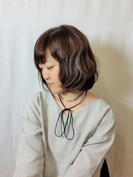 【名島】★日曜日のお休みあり★隔週週休2日と日曜日18時まででプライベート充実♪あなたの経験を給与で評価するヘアサロン「Hair make  Lily（ヘアメイクリリー）」からアシスタント（美容師）の求人★☆★