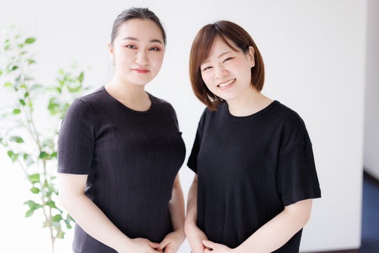 【銀座】顔面麻痺のリハビリ方法を参考に生まれた独自の技術！！≪社会保険完備≫≪年間休日112日≫≪有給休暇あり≫FC展開多数！手厚い独立支援でキャリアアップが目指せる！「頭蓋骨小顔矯正サロン gracefiore銀座店（ズガイコツコガオキョウセイサロングレースフィオーレギンザ）」からエステティシャンの求人☆★☆