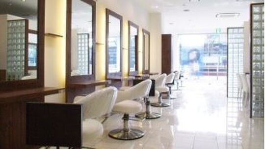 【天王台】◇◆日曜休みあり・月8日休み・寮あり・引っ越し支援金・産休育休制度あり・社会保険完備など抜群の待遇があります！サロンワーク以外にもいろんな経験ができるサロン♪“TRUTH 天王台店（トゥルーステンノウダイテン）からアシスタント（美容師）の求人★☆