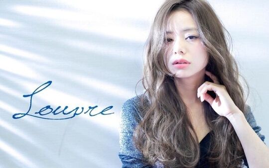 【西宮北口】≪社会保険完備≫≪月8,9日休み≫≪有給休暇あり≫フレックスタイム制を導入しています♪一人一人に合わせてカリキュラムを組んでいるので自分のペースでキャリアアップが可能★オシャレなサロン“Louvre（ルーヴル）”からアシスタント（美容師）の求人☆★☆