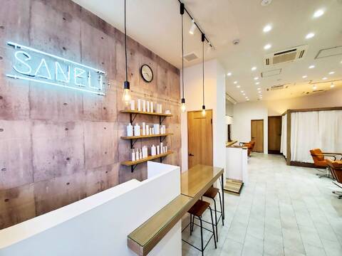 【堅田】≪完全週休2日≫≪最後のお客さんが入らなければ17:30退勤可能≫≪マツエクブース併設≫≪基本営業時間内レッスン≫滋賀県1のホワイト美容室を目指す、髪質改善と外国人風カラーが人気の「hair&eyelash Saneli（ヘアーアンドアイラッシュサネリ）」からアシスタント（美容師）の求人☆★