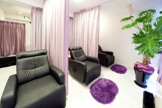 【梅田】《働きやすさ抜群!》社会保険完備・有給休暇あり・育児休暇あり・産休制度あり★働く女性をバックアップしてくれる環境のトータルビューティーサロン”mooi beloep 梅田店（モーイ ブルップ ウメダテン）”からアイリスト・アイデザイナー（アイラッシュ・まつ毛エクステ）の求人★☆