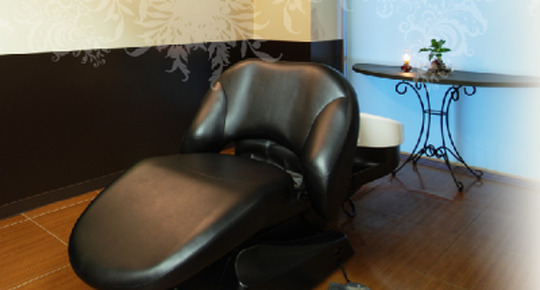 【四条烏丸】◇◆営業時間内レッスン可能◆◇パーマにすごくこだわりを持っており、他のサロンではなかなか得ることのできない技術・スキルを学べる「Hair Create Polite（ヘアー クリエイト ポライト）」からアシスタント（美容師）の求人★☆★