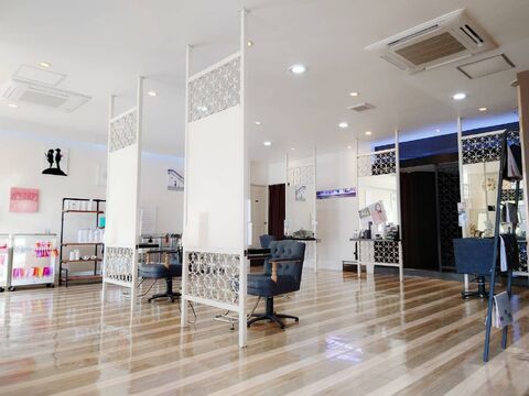 【蒲生】≪完全週休2日制＆社会保険完備≫髪質改善特化サロン！大人女性に支持される美髪サロンで安心して働ける環境！「RUSSO 蒲生店（ルッソガモウテン）」からスタイリスト（美容師）の求人☆★☆