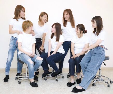 【枝国】≪日曜定休あり・完全週休二日制・実働8時間・時短社員あり・社会保険完備≫美容業界では珍しい日曜定休あり！長くお仕事ができる環境が整っているトータルビューティーサロン「PUA eyelash&beauty（プアアイラッシュアンドビューティー）」からネイリスト（ネイル）の求人☆☆