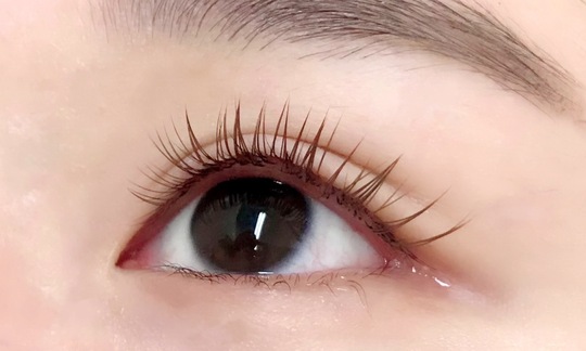 【麻布十番】≪充実の研修制度・未経験歓迎≫≪副業可≫≪目標達成手当5万円以上支給あり！≫安定した技術力と接客力でリピーターが絶えない人気サロン！努力した分だけお給料がアップし、高収入も目指せます。風通しの良いアットホームな「mahalo＆Festa 麻布十番店（マハロアンドフェスタアザブジュウバンテン）」からアイリスト（まつげエクステ・まつげパーマ・アイブロウ）の求人☆☆