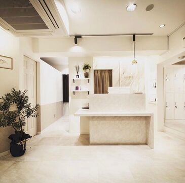 【博多駅】≪選べる雇用形態・社会保険完備・駅チカ・完全週休二日制≫ライフスタイルに合わせて長くお仕事ができる環境！人気エリアで駅チカのアイラッシュサロン「LANI&Co.（ラニアンドコー）」からアイリスト（まつげパーマ・まつげエクステ・アイブロウ）の求人☆☆