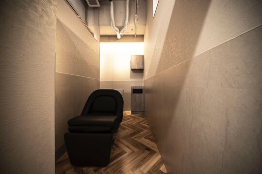 【甘木駅】≪月給25万円〜≫≪月休8日≫≪社会保険完備≫ずっと美容師ができる職場環境を準備しています！！お客様の髪をキレイにする髪質改善ヘアサロン「tuuli 甘木店（トゥーリアマギテン）」からスタイリスト（美容師）の求人☆★☆