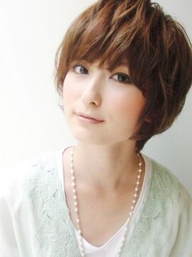 【姫路】≪社会保険完備≫メディアを通じてクリエイティブな活動なども出来るので、今より更に成長出来るサロン！福利厚生もしっかりしているので安心して働ける高品質サロン「CHEST ピオレ姫路店（チェストピオレヒメジテン）」からスタイリスト（美容師）の求人☆★☆