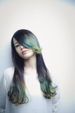 【白鷺】≪完全週休2日≫≪日曜定休あり≫≪カラーに強い≫≪様々な技術が学べる≫≪社会保険完備≫≪国内外慰安旅行あり≫≪2年制,3年制のカリキュラムから選択可能≫サロンワークだけではなく、撮影やコンテストにも力を入れています！海外研修などで様々な経験をしたい方、ワンランク上の美容師を目指す方にオススメのサロン♪anjii（アンジー）からアシスタント（美容師）の求人☆★