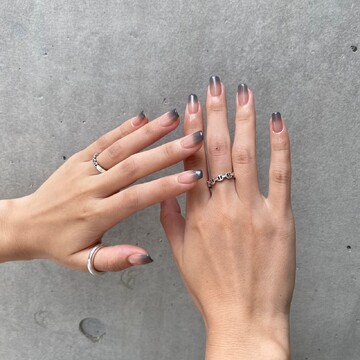 【南船場】≪月8日休み・土日休み相談OK≫≪実働8時間≫≪社会保険完備≫シンプル系デザインが人気のアイラッシュ&ネイルサロン！「dipty MOILA（ディプティモイラ）」からネイリスト（ネイル）の求人☆☆