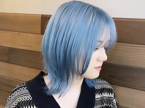 【心斎橋】≪入客チャンスあり≫≪新規100～150名≫≪高単価≫≪社会保険完備≫≪完全週休2日制≫福利厚生もしっかりしてるので仕事もプライベートも充実！エクステ、カラーに特化したサロン「mio by ReniA（ミオバイレニア）」からスタイリスト（美容師）の求人☆☆