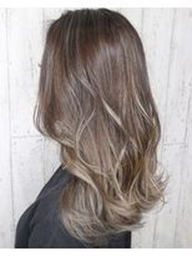 【神水交差点】≪社会保険完備≫≪交通費全額支給≫全国ファッション誌に掲載歴のあるスタッフ在籍！！髪質改善しながら、トレンドを意識したヘアスタイルが人気のヘアサロン「Sea-La Beauty Resort（シーラビューティーリゾート）」からアシスタント（美容師）の求人★☆