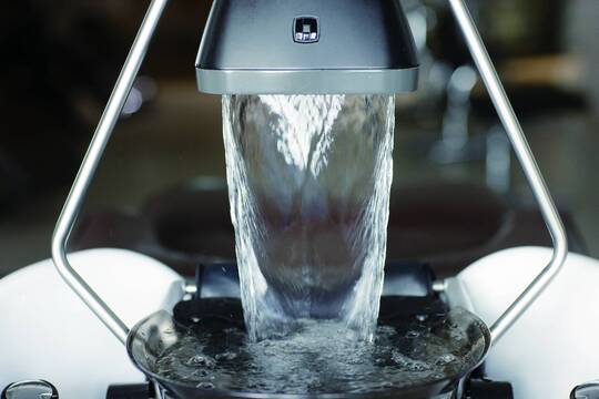 【南草津】≪月8日休み≫≪土日休みもシフトで可能≫≪社会保険完備≫≪有給休暇あり≫美容師さんの働く環境を良くしたいというオーナーさんの思いが詰まったお店です。10000円以上の高単価で無理なくお客様と関われます。「sisui（シスイ）」からスタイリスト（美容師）の求人☆★