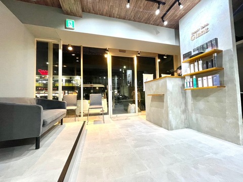 【寺田町駅】≪完全週休2日制≫≪社会保険完備≫≪19時に退勤可能≫≪交通費最大3万円支給あり≫待遇面がしっかりしているので安心して長く働ける環境です。入客チャンスが多い人気ヘアサロン！「Lucia（ルシア）」からスタイリスト（美容師）の求人★☆