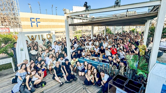 【立川駅】◆社会保険完備・完全週休2日制◆個人集客のノウハウも習得可能！さまざまなキャリアパスを用意！スタイリストとして売上を作る以外の道も多数あります。型にはまらず自分の夢を追いかけていけます「Lond leglise 立川（ロンドレグリースタチカワ）」からスタイリスト（美容師）の求人☆★