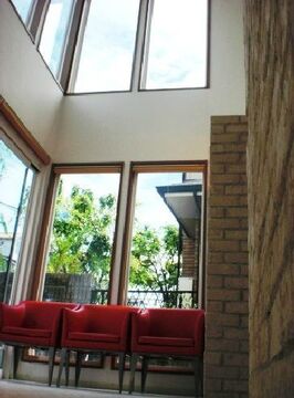 【桂木】≪完全週休2日制≫≪月給26万円スタート≫≪社会保険完備≫近隣のお客様方から絶大な人気＆信頼を得ているお洒落サロン!!退職者がほとんど出ないというスタッフさん同士の人間関係の良さも魅力！業務委託での勤務も選択可能です。「DeSSey hair（デッセイヘアー）」からスタイリスト（美容師）の求人★☆