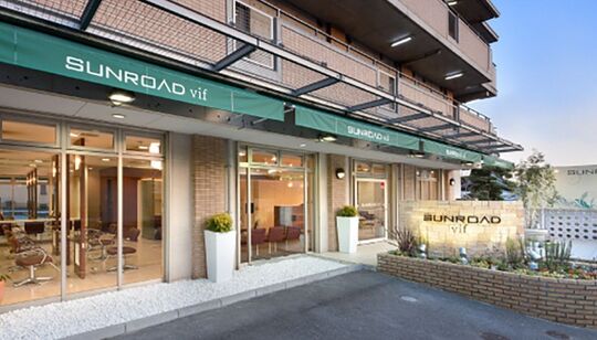 【長尾】≪月8日休み≫≪社会保険完備≫≪リフレッシュ休暇あり≫≪産休制度あり≫着付けやメイクも学べる！美容師を長く続けられる環境がオススメポイント！幅広い層のお客様から支持される人気のお店ですよ！「（サンロードヴィフ）」からアシスタント（美容師）の求人☆★☆