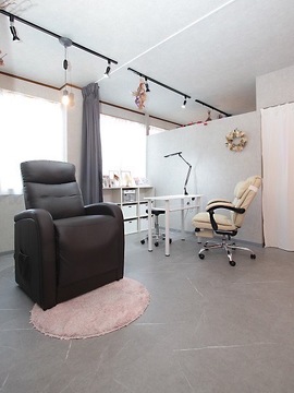 【西舞子】≪土日祝休み可能≫≪週2日〜、15時までの勤務可能≫≪交通費支給≫≪社会保険加入可能≫髪型・ネイル自由！ライフスタイルに合わせた働き方ができるのでお子さんがいらっしゃる方にもおすすめ！「4 Leaf Clover（フォーリーフクローバー）」からアイリスト（アイデザイナー・まつげエクステ）の求人☆☆