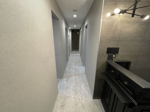 【南茨木】 ≪週休3日で働いても月給20万円保障あり≫≪月8～12日休みを選択可能≫≪土日休みOK≫≪社会保険完備≫≪GW・秋季休暇もあり≫途中退店可能で自由な働き方が可能！主婦の方も働きやすい環境！オリジナルの薬剤を武器にお客様の髪の毛を本当に美しくしていきます！完全予約制の好待遇サロン「Dears 茨木店（ディアーズイバラキテン）」からスタイリスト（美容師）の求人☆☆