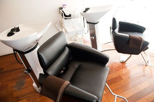 【阪神西宮】≪入客チャンスあり≫≪特許カット技術習得可能≫≪スタッフ仲が良い≫男性のためのメンズサロン!!いろいろな技術を学んでいける地域密着型のアットホームなサロン！“DISPATCH HAIR 西宮店（ディスパッチヘアーニシノミヤテン）”からスタイリスト（理容師）の求人★★