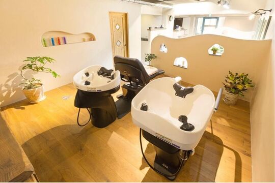 【茗荷谷】≪完全週休二日制≫≪土日休み取得OK≫≪月給28-30万円≫自分に合った働き方が選べるサロン！！「pique 茗荷谷（ピケミョウガダニ）」からスタイリスト（美容師）の求人☆★