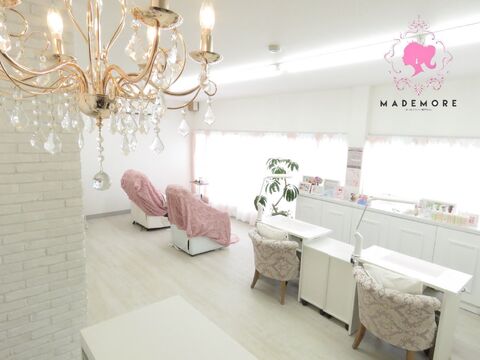 【土山】≪経験者応募歓迎≫≪実働8時間≫≪産休育休制度あり≫≪社会保険完備≫≪有給休暇あり≫落ち着いた雰囲気でゆったりした空間で施術できます！大人女性に人気のサロン「MADEMORE 土山店（マドモアツチヤマテン）」からネイリスト（ネイル）の求人☆☆
