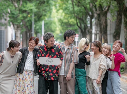 【高宮】≪社会保険完備・講師経験のあるネイリストさん在籍・シンプルデザインが人気≫あなたに合った働き方を探しましょう！やればやるだけ高収入を狙えます！ヘア・マツエク・ネイル・整体が併設されたトータルビューティーサロン「Looog*（ローグ）」からネイリスト（ネイル）の求人☆☆