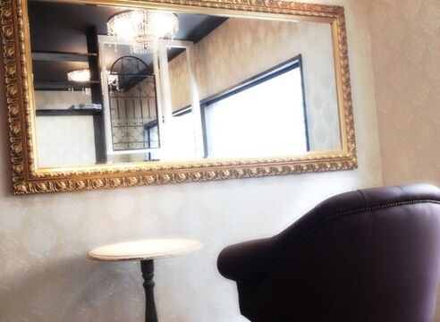 【東三国】≪有給休暇が年10日!!≫≪平均退社19時!!≫≪カット入客チャンスあり!!≫仕事もプライベートも充実することができます!!地域密着のアットホームなサロン“HAIR BIJOUX（ヘアー ビジュー）”からスタイリスト（美容師）の求人☆★