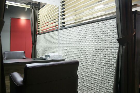 【三宮】≪社会保険完備≫≪月7日休み≫≪社員寮あり≫≪定期健康診断≫≪子供手当あり≫好待遇で長く働いてもらえる環境を用意しています！年4回の社内技術試験で着実に昇給、昇格が可能！個室完備のリラクゼーションサロン「MIOSTYLE(s)神戸三宮店（ミオスタイルコウベサンノミヤテン）」からスタイリスト・アシスタント（理容師）の求人☆★