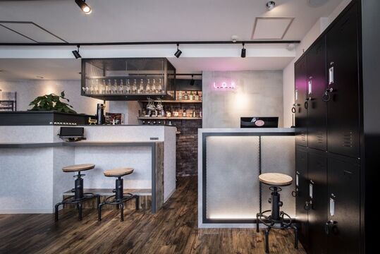 【小倉駅】≪完全週休2日制・社会保険完備・駅チカ≫スタッフ急募！！集客力抜群&デザインカラーが大人気！！集客力抜群なので様々な経験が積め人気美容師を目指せるヘアサロン「L.O.K LUXBE（エルオーケーラックスビー）」からアシスタント（美容師）の求人☆★