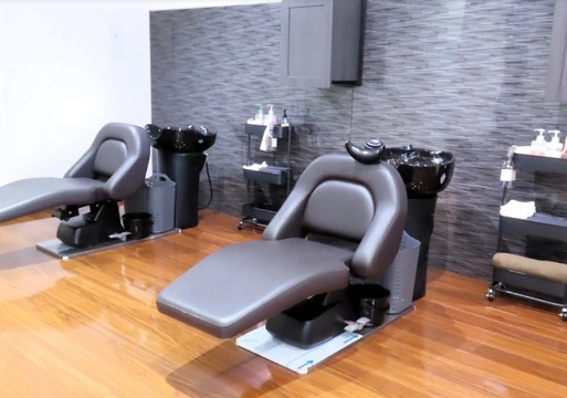 【宇土ピア】≪社会保険完備・駐車場完備≫幅広いお客様から人気のカラー専門店！リーズナブルな価格でオーガニックカラーを提供している「タビアカラー宇土店（タビアカラー ウトテン）」からカラーリスト（美容師）の求人☆☆