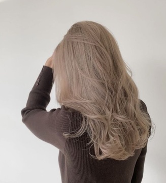 【問屋町】≪月給25万円スタート・月休8～9日・実働8時間・社会保険完備≫入客好調のためスタイリスト募集！広い店内でヘア・アイラッシュ・ブライダルなど様々なメニューを取り扱っています！子育て中の方・ブランクがある方も大歓迎！幅広い年代のお客様から愛されるトータルビューティーサロン「Hair Make Duul East（ヘアーメイクデュールイースト）」からスタイリスト（美容師）の求人☆★